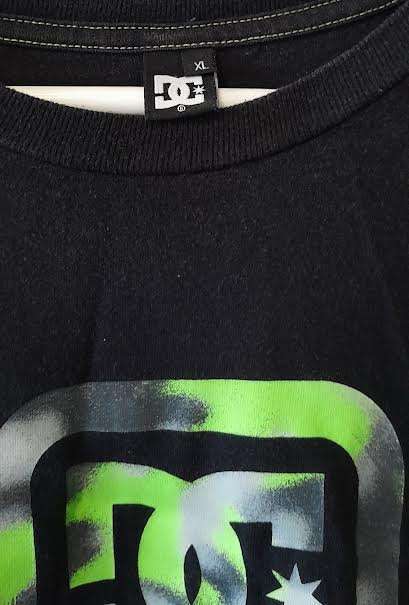 DC Mens T-Shirt Size XL