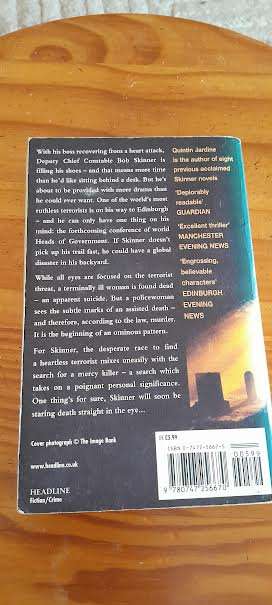 Gallery Whispers-Quintin Jardine