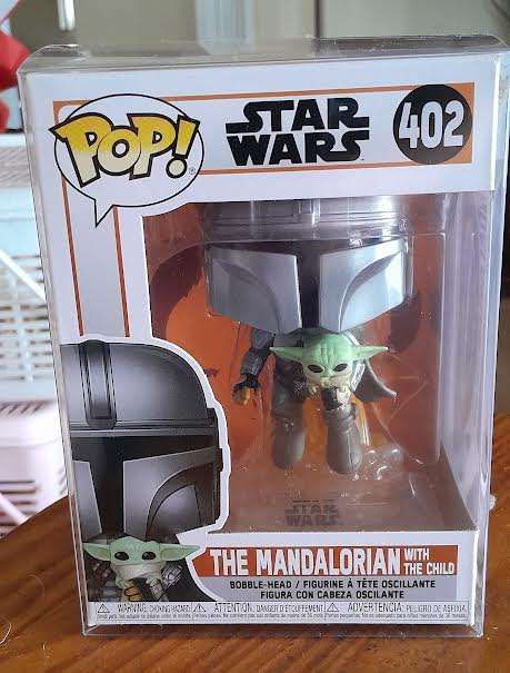 The Mandalorian with Child Funko Pop!(Free Protector)
