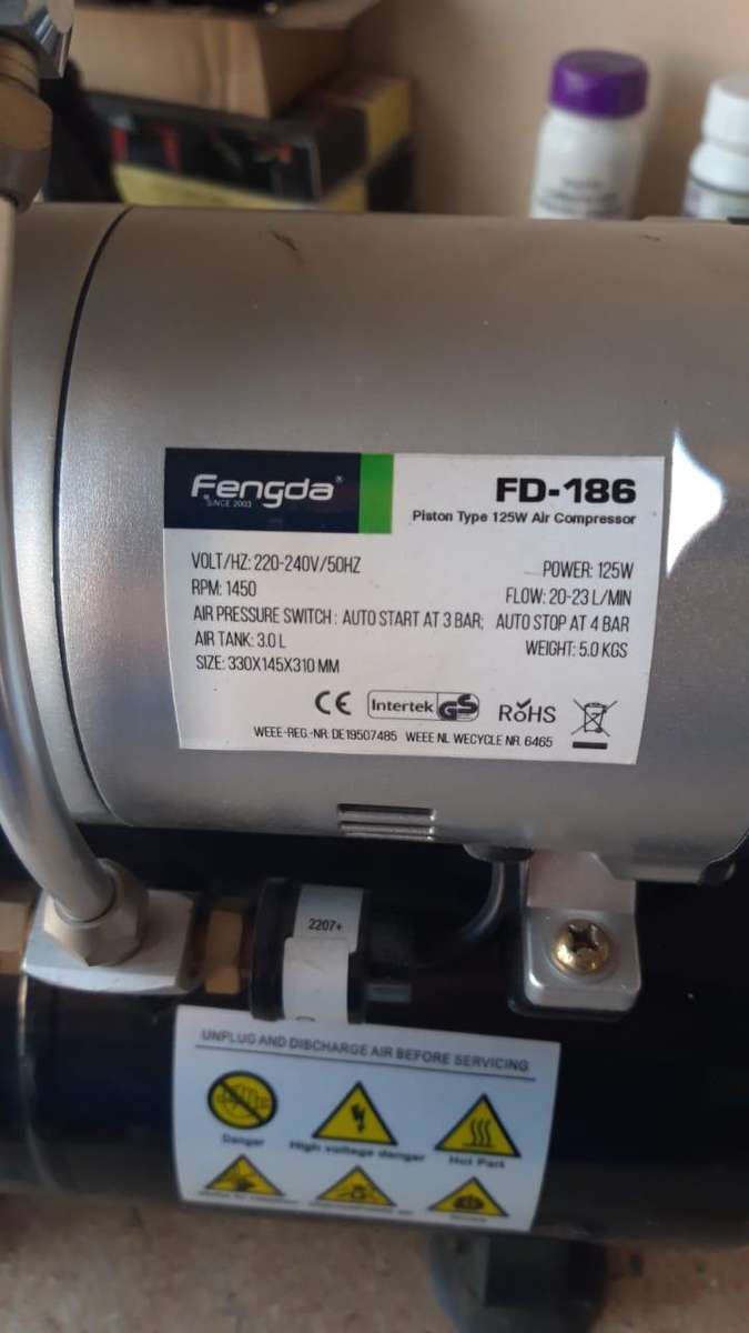 Airbrush Compressor  1 Cylinder on 3lt Tank