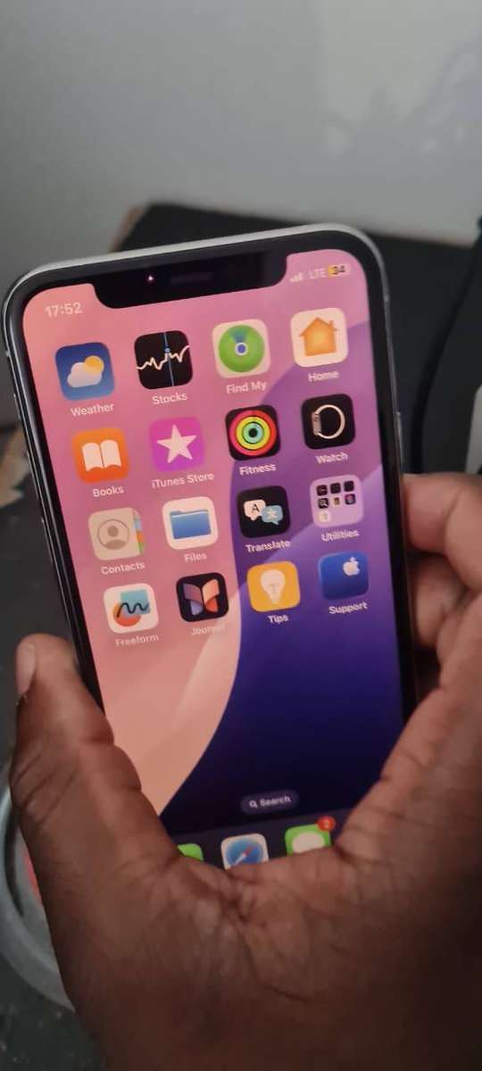 iPhone 11 Pro 64GB - Excellent Condition