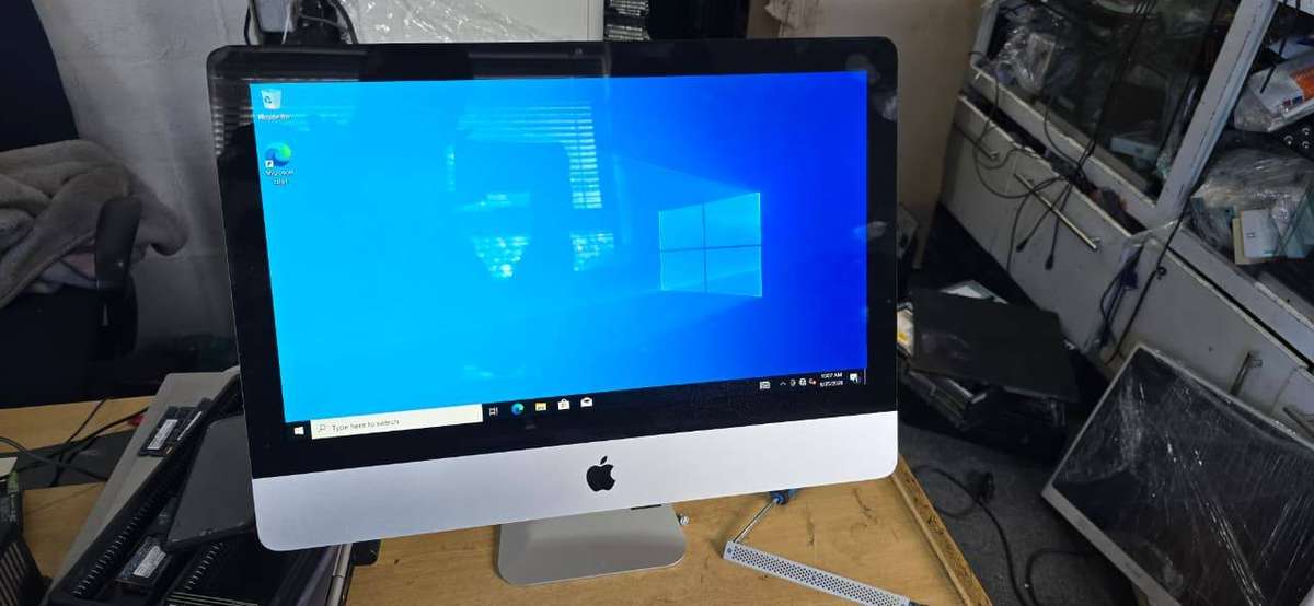 Apple iMac i5 8gb Ram 128gb ssd All in one Desktop