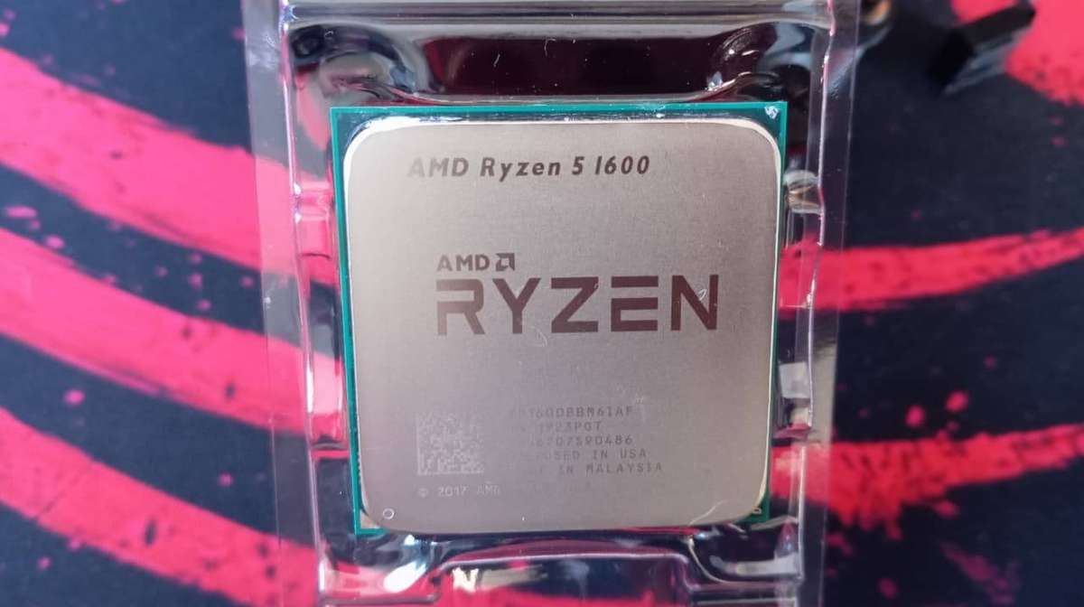 AMD Ryzen 5 1600 (6 Cores/12 Threads)
