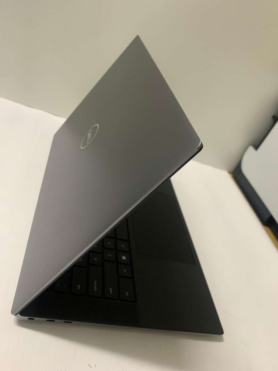 Dell Precision 5560 Workstation (2021) | 15.6" FHD+ | Core i7-512GB SSD - 32GB RAM -Nvidia T1200 4GB