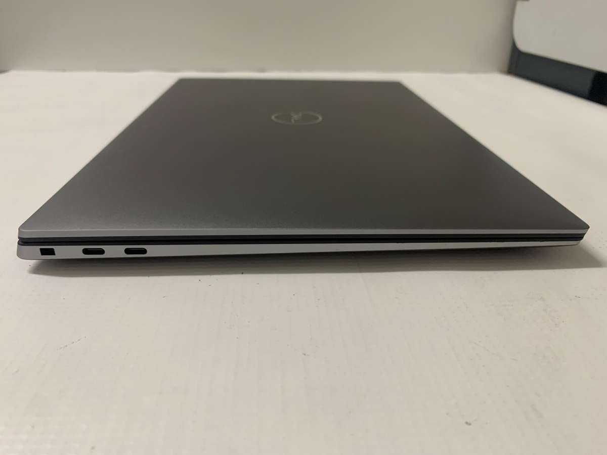 Dell Precision 5560 Workstation (2021) | 15.6" FHD+ | Core i7-512GB SSD - 32GB RAM -Nvidia T1200 4GB