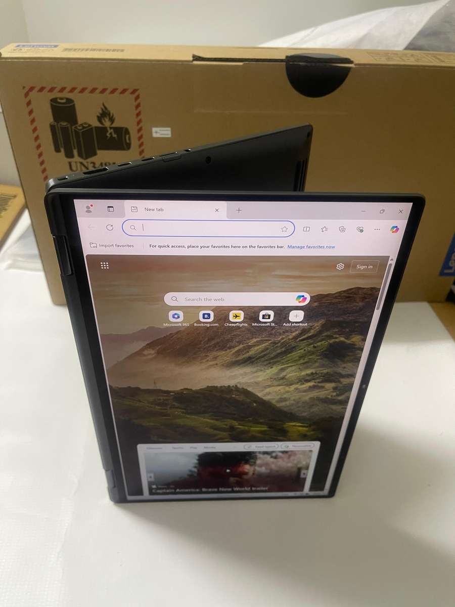 Dell Latitude 9430 | 14" QHD+ | 2 IN 1 TOUCHSCREEN | Core i7-1265U | 32GB RAM 1TB SSD | LTE