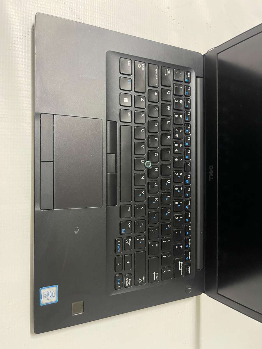 DELL LATITUDE 7490 - intel Core i7 8650U - 16GB DDR4 - 512GB NVME SSD - 14 INCH - LAPTOP