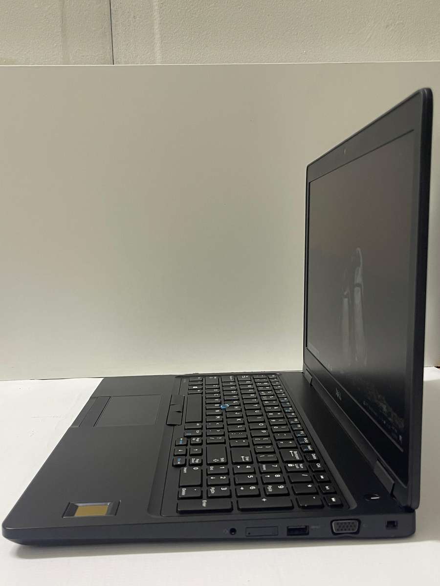Dell Latitude 5580 Intel Core i5-7200U 2.5GHz 16GB DDR4 RAM 512GB SSD