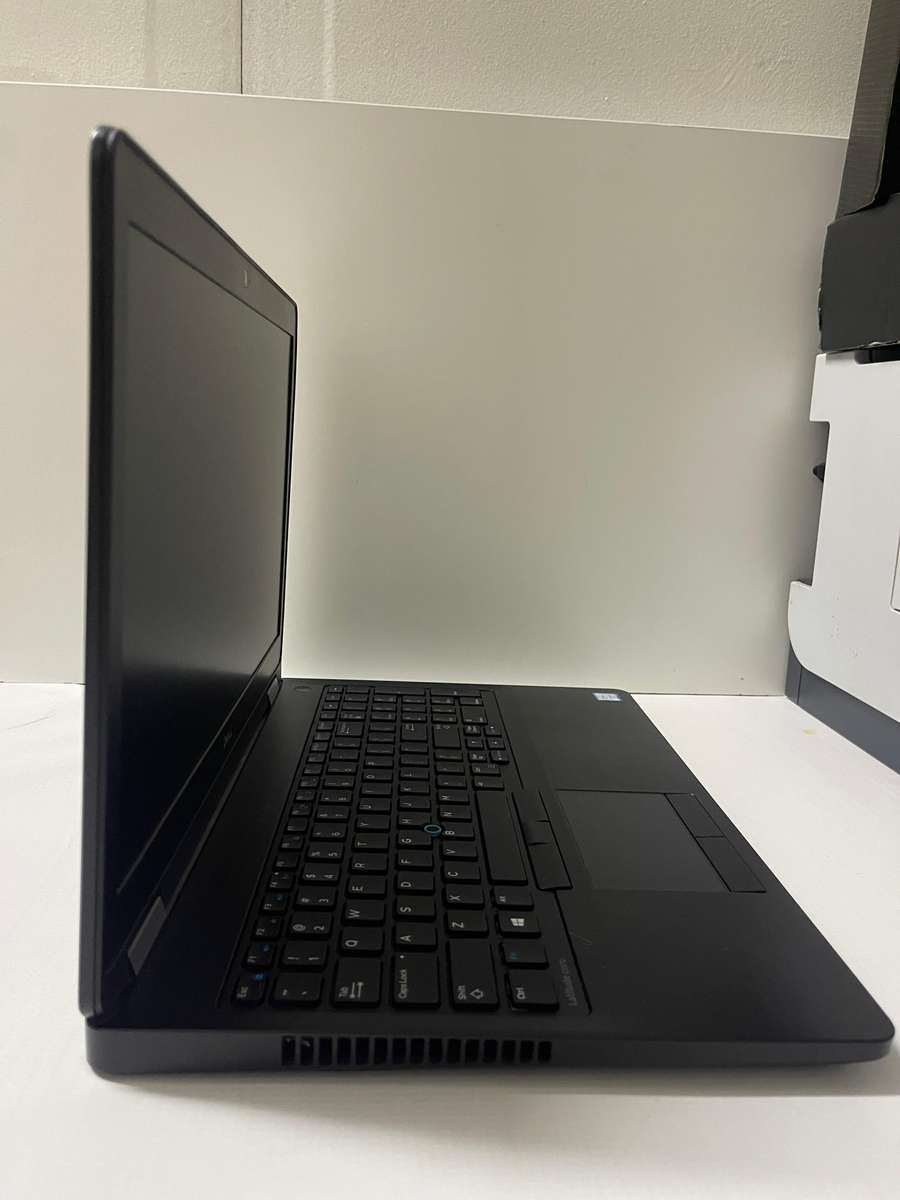 Dell Latitude 5490 Intel Core i5 8th Gen - 16GB RAM - 512GB - 14-inch FHD  Laptop