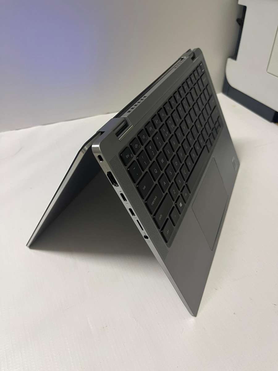 Dell Latitude 9420 14-inch Core i7-1185G7 16GB RAM 512GB SSD Win 11 Pro 2-in-1 Laptop