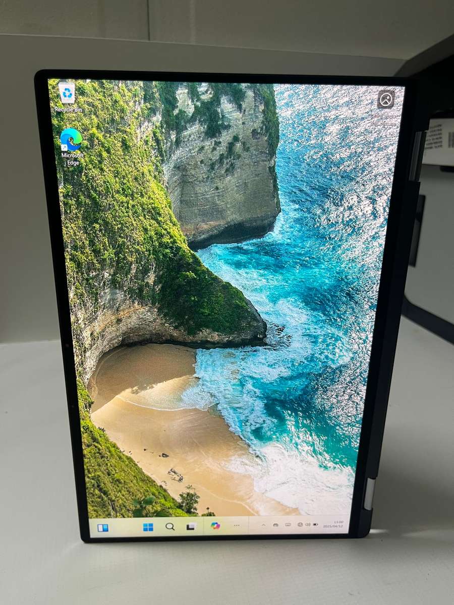 Dell Latitude 9420 14-inch Core i7-1185G7 16GB RAM 512GB SSD Win 11 Pro 2-in-1 Laptop