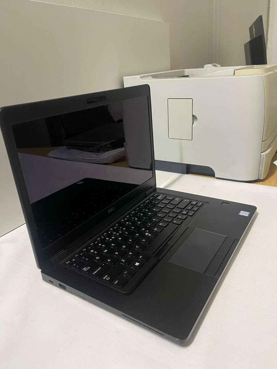 Dell Latitude 5490 Intel Core i5 8th Gen - 14-inch TOUCHSCREEN FHD- 16GB RAM - 512GB - Laptop