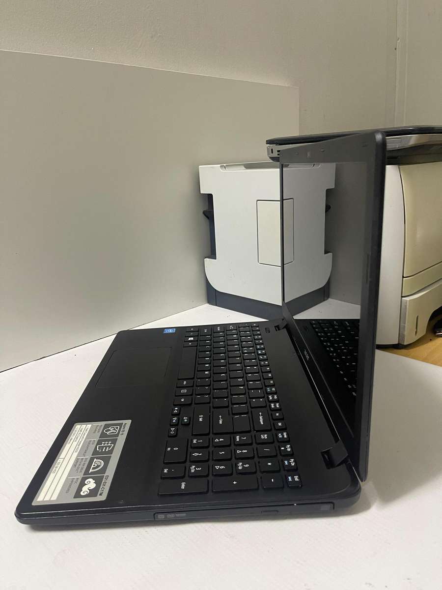 Acer Aspire ES1-531 | Intel Cerelon N3050 @1.60GHz | 4GB DDR3 Ram | 256GB SSD | 15.6 LCD Display