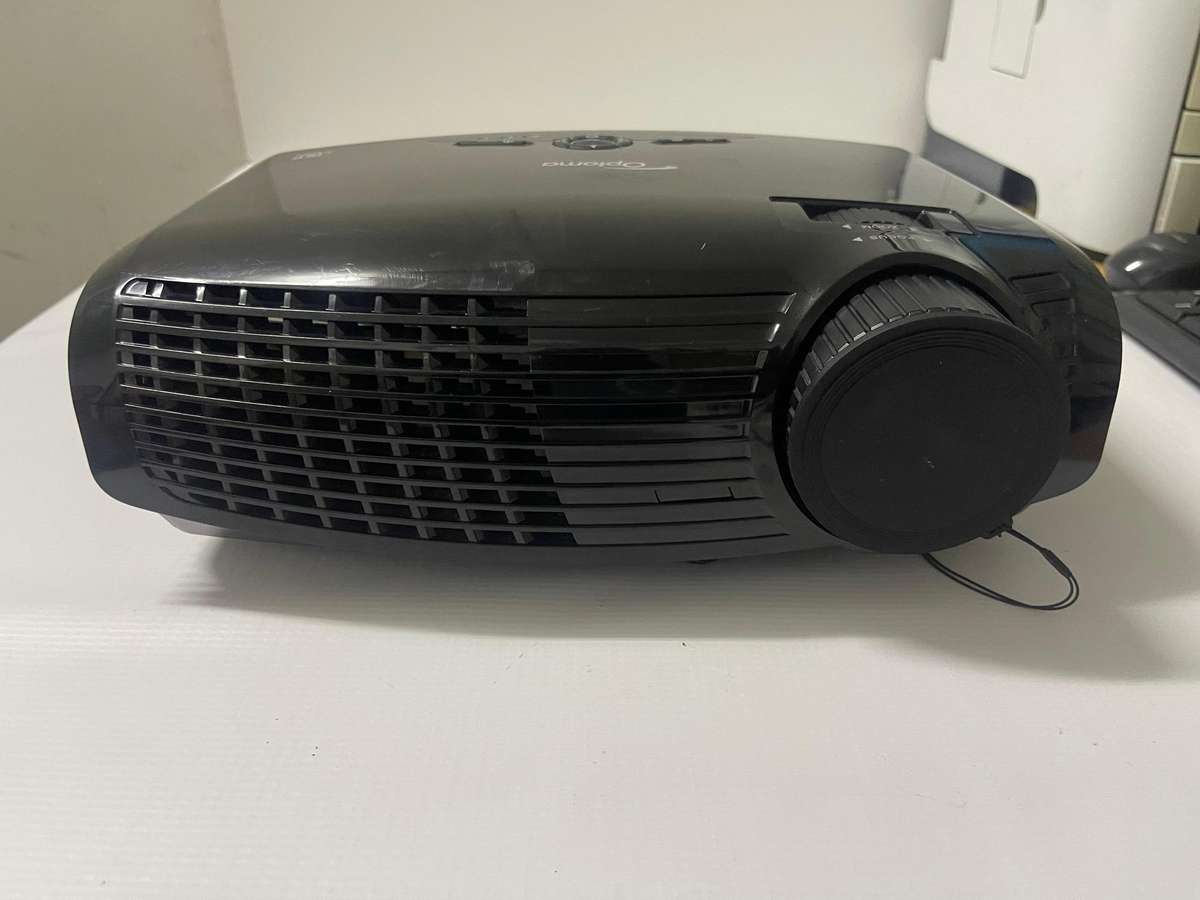 Optoma W401 DLP Projector