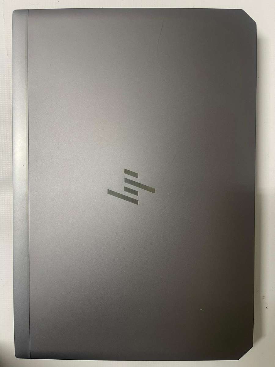 HP ZBook 17 G6 Mobile Workstation  Core i7-9750H 17.3 FHD 32GB RAM 1TB SSD Quadro T1000 4GB DDR5 GPU