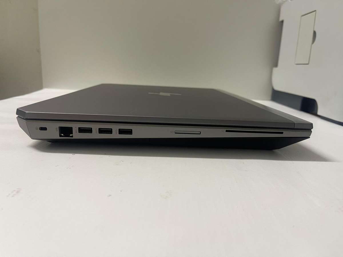 HP ZBook 17 G6 Mobile Workstation  Core i7-9750H 17.3 FHD 32GB RAM 1TB SSD Quadro T1000 4GB DDR5 GPU