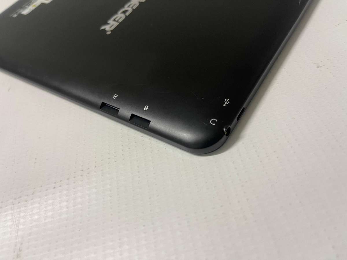 Mecer 10" Android Tablet - A1013R-3G + WiFi w/ POUCH and FREE 8GB SD CARD