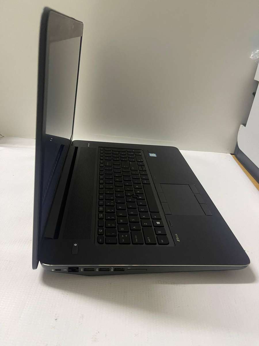 HP ZBook 17 G4 Mobile Workstation Core i7 7th Gen 17.3 32GB RAM 1TB SSD 6GB NVIDIA QUADRO P3000 GPU