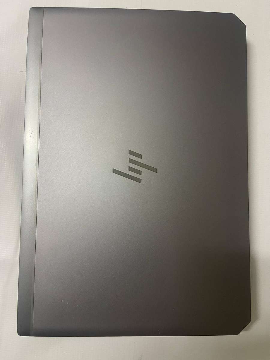 HP ZBook 17 G5 Mobile Workstation Core i7-8750H 17.3" FHD 32GB RAM 1TB SSD Quadro P1000 4GB DDR5 GPU