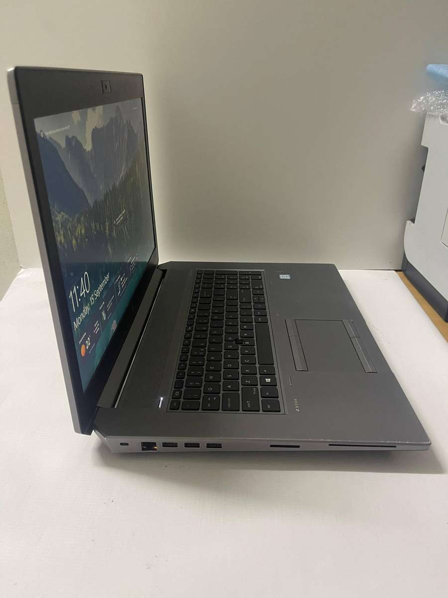 HP ZBook 17 G5 Mobile Workstation Core i7-8750H 17.3" FHD 32GB RAM 1TB SSD Quadro P1000 4GB DDR5 GPU