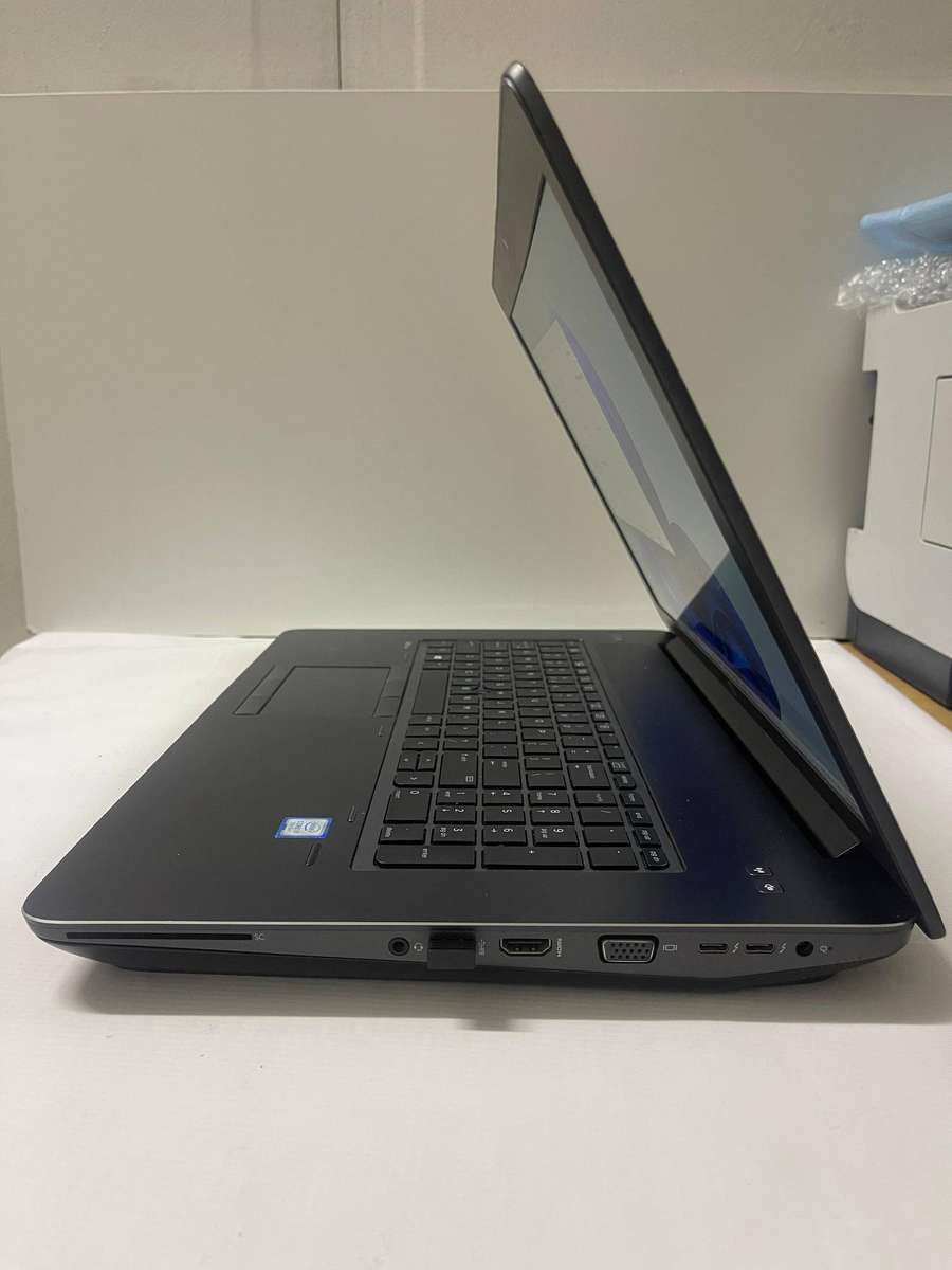 HP ZBook 17 G4 Mobile Workstation Core i7 7th Gen 17.3 32GB RAM 1TB SSD 6GB NVIDIA QUADRO P3000 GPU