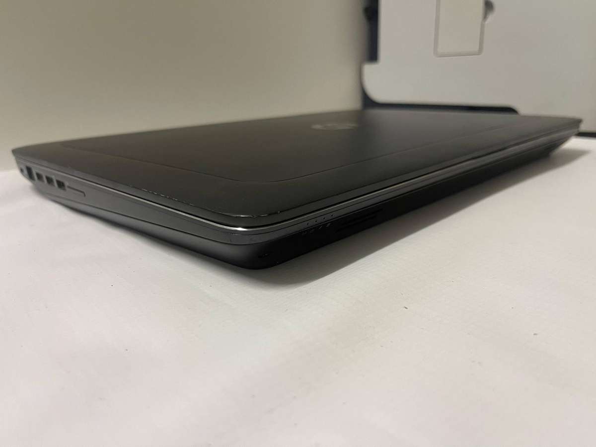 HP ZBook 17 G4 Mobile Workstation Core i7 7th Gen 17.3 32GB RAM 1TB SSD 6GB NVIDIA QUADRO P3000 GPU