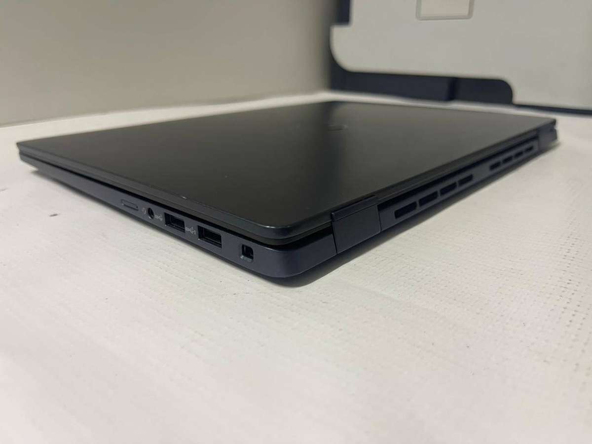 Dell Latitude 7440 14" QHD+ "Touchscreen" Laptop  Intel Core i7-1355U, 16GB RAM, 512GB SSD, W11 Pro