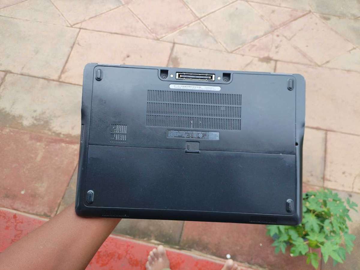 Dell Latitude E7250 i7-5600U