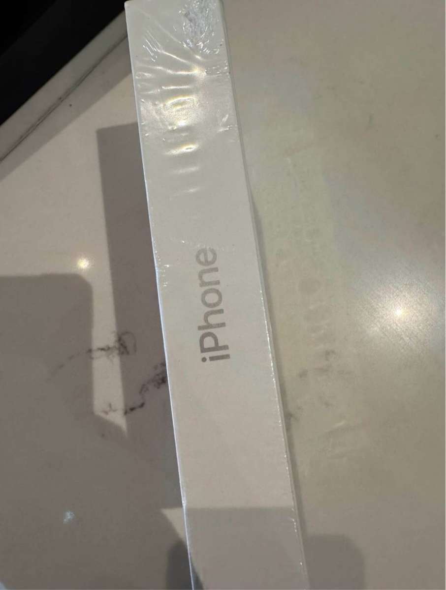 iPhone 16 Pro Max - White Titanium (Sealed)