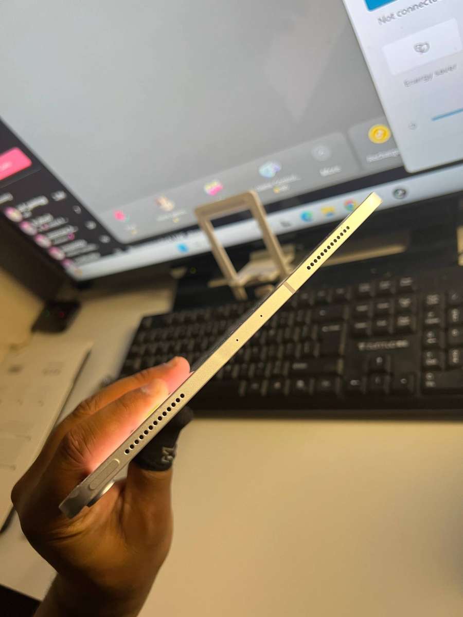 IPAD PRO 11(inche) 1st GEN wifi & Cellular