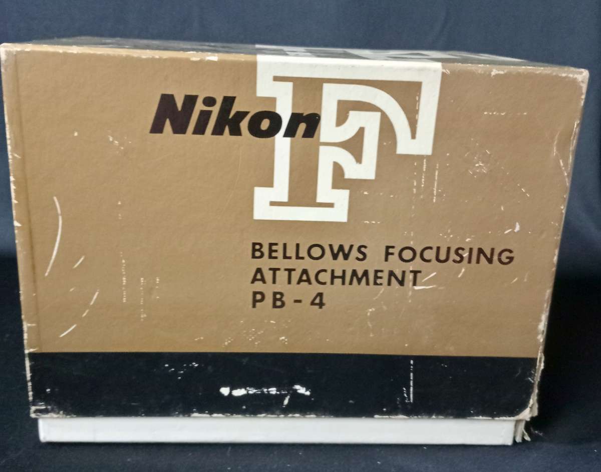 Nikon PB - 4 Bellows Focusing Attachment