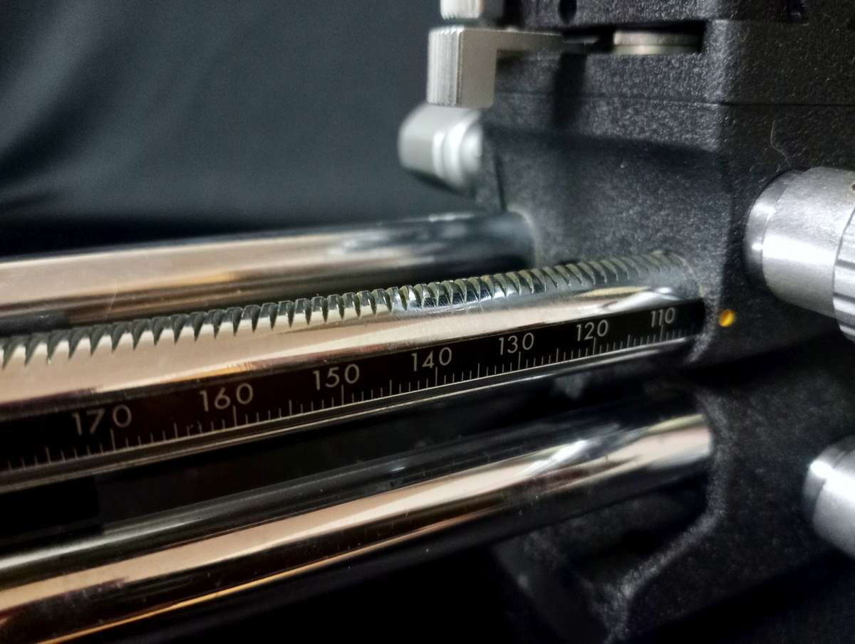 Nikon PB - 4 Bellows Focusing Attachment