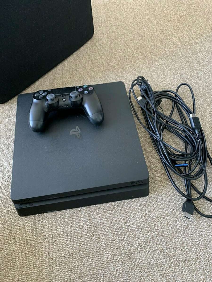 PS4 Slim 1TB