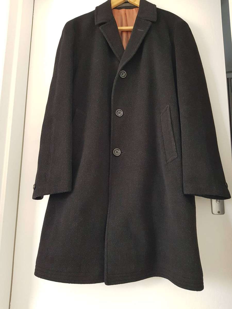 SMART MENS SINGLE BREASTED THREE-QUARTER WOOL COAT.
