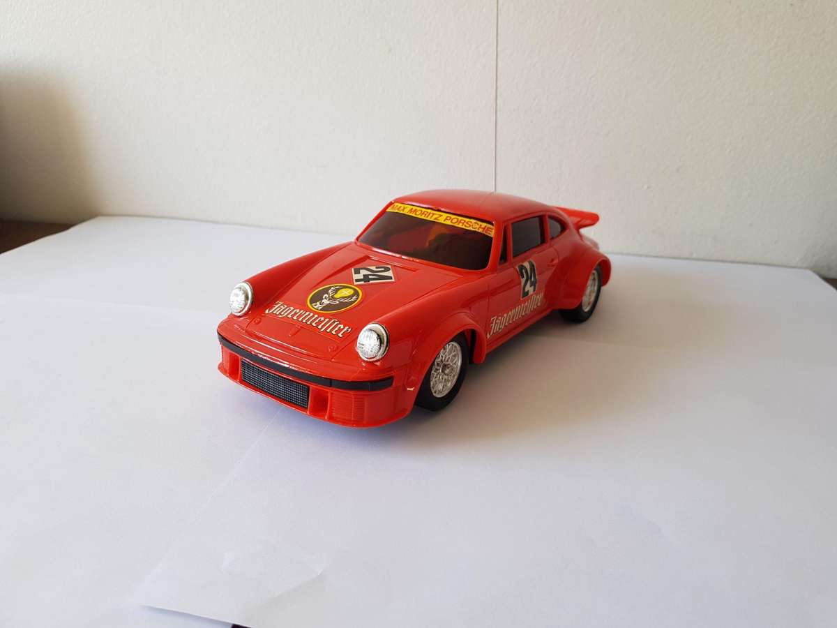 VINTAGE 1979 PORSCHE 930 TURBO JAGERMEISTER POWER ELECTRA RADIO CONTROLLED 1/18 SCALE MODELCAR.