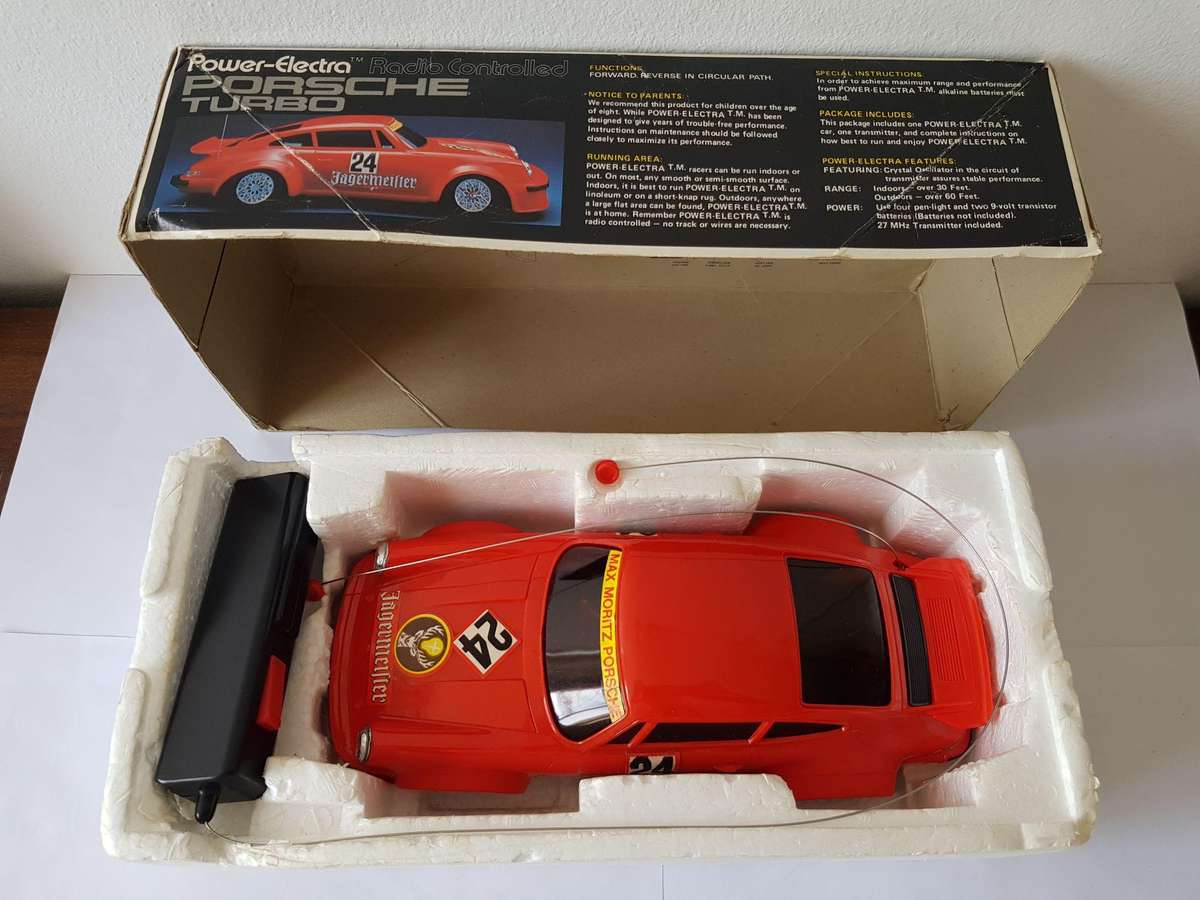 VINTAGE 1979 PORSCHE 930 TURBO JAGERMEISTER POWER ELECTRA RADIO CONTROLLED 1/18 SCALE MODELCAR.