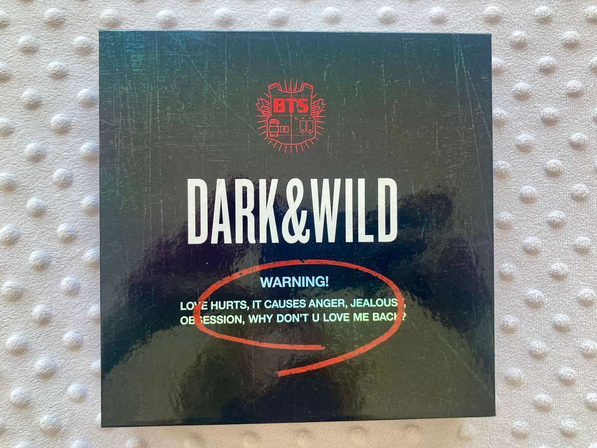 BTS - 1st Album - Dark & Wild