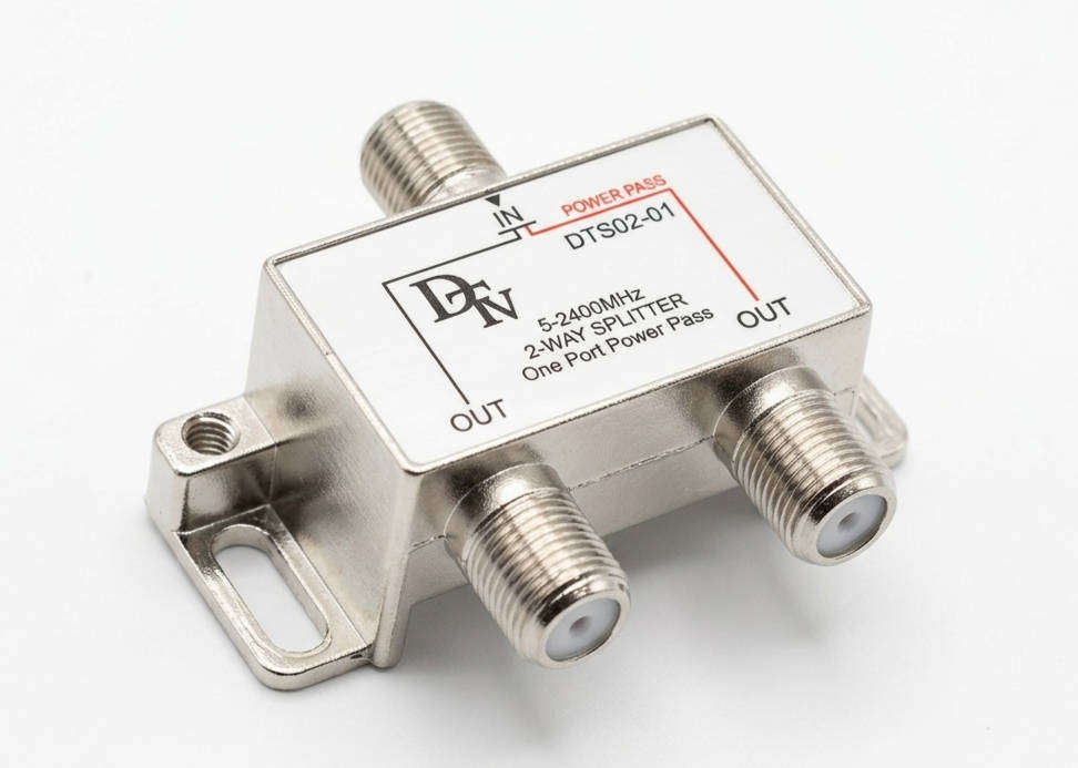 DTV 2 Way Splitter - One Port Power Pass