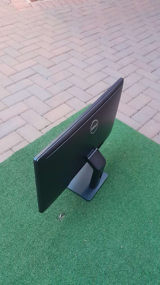 Dell E2414HT 24" 16:9 Widescreen 1920x1080 LED Backlit VGA DVI Monitor