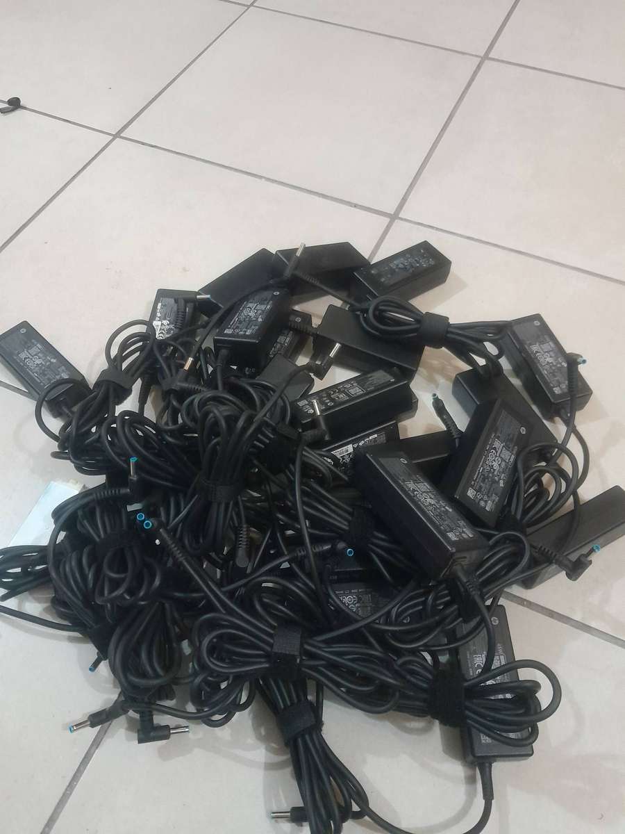 Genuine Original HP Blue Pin Laptop Charger 19.5V 2.31A 45W AC Adapter