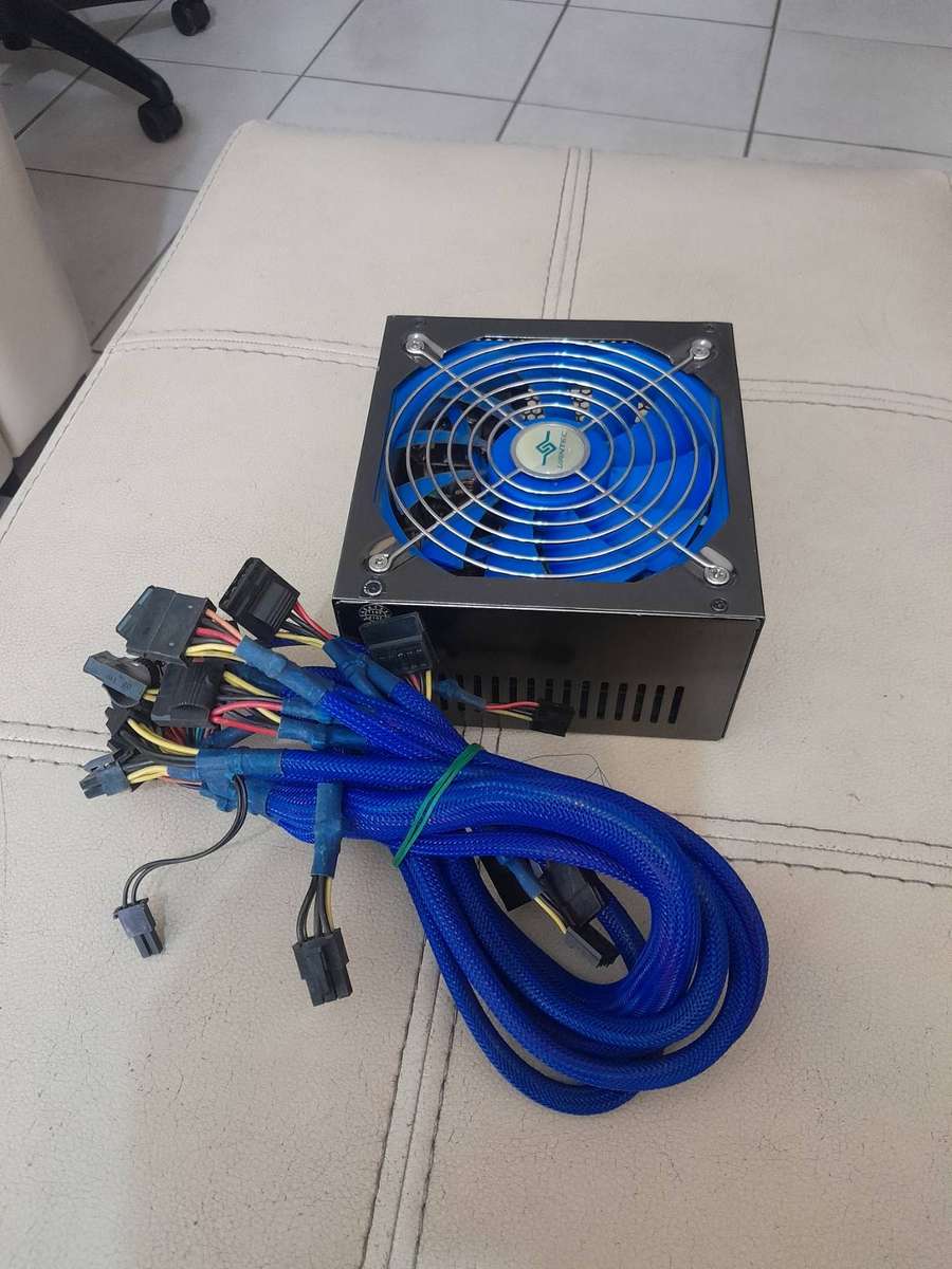 Vantec ION2 520W VAN-520C Gaming Power Supply