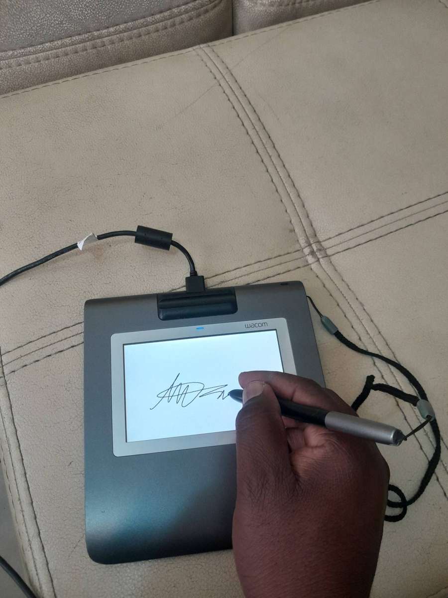 Wacom STU-530 5" LCD Signature Pad