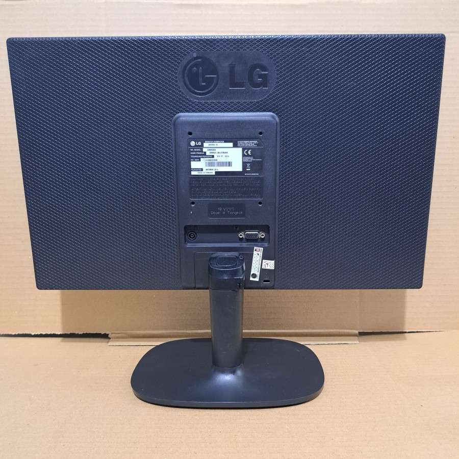 LG 20M35A-B LED Monitor 19.5" 1600 X 900
