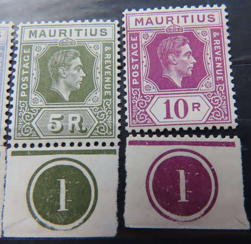 Mauritius - 1,2/50,5 and 10 Rupees plus Bahamas Geo V - Unused
