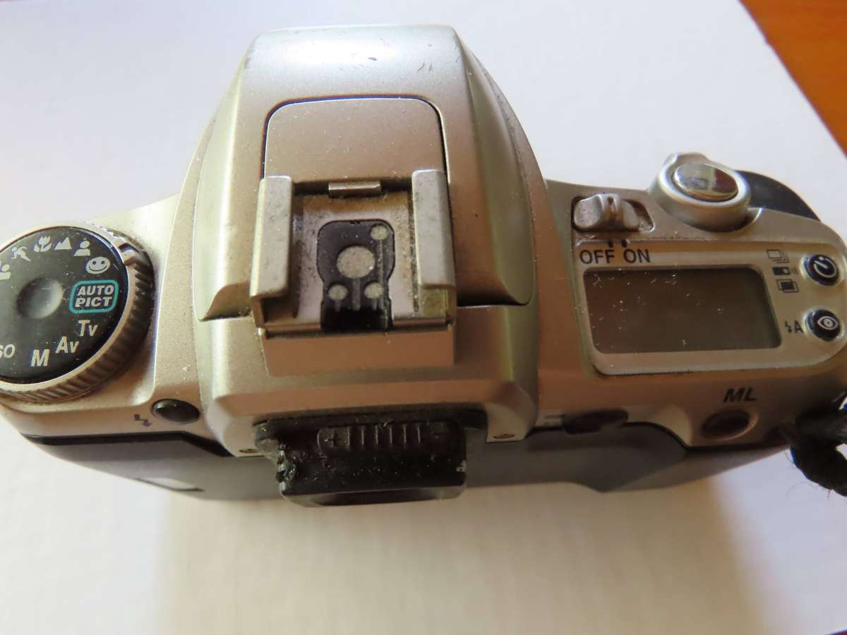 Pentax - MZ-7 - with 1:1.7 50mm Lens Vintage 35 mm Auto Focus Camera