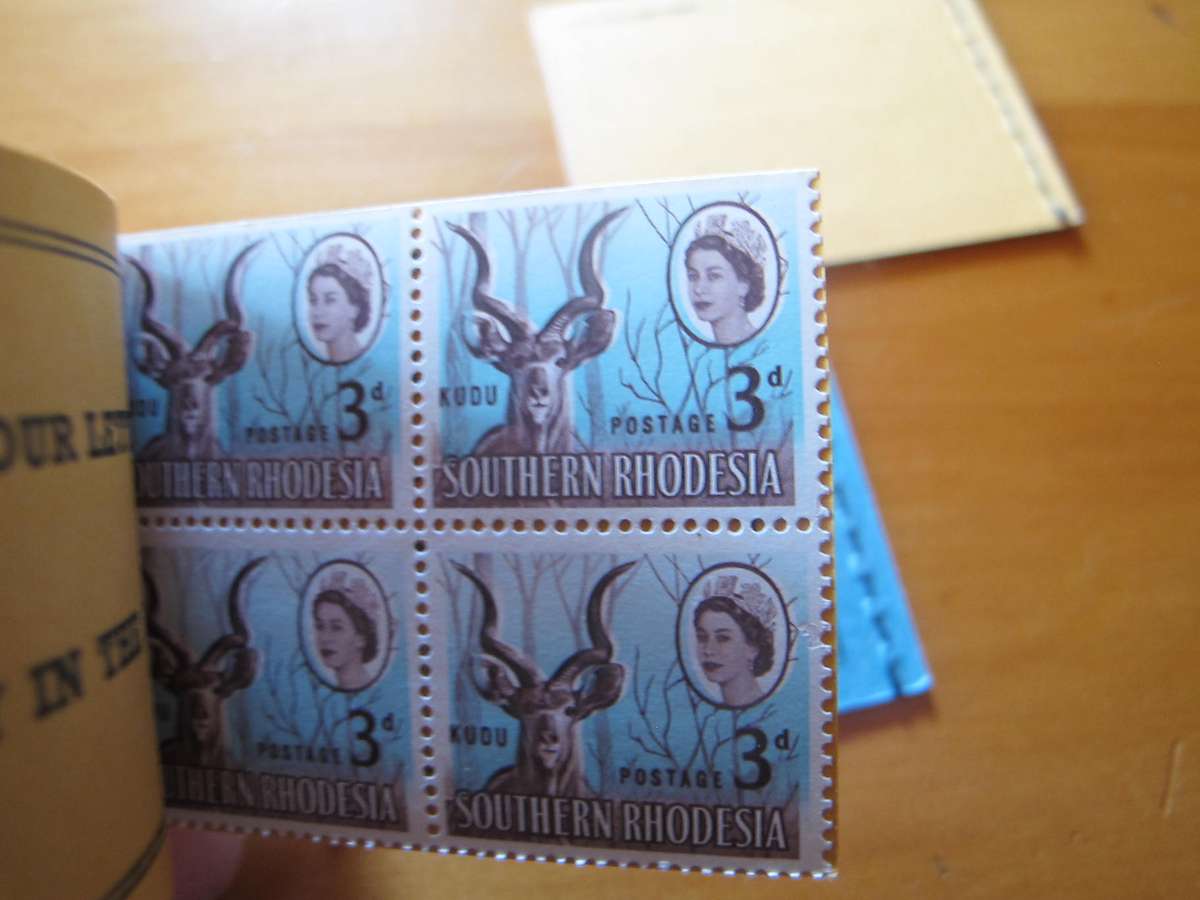 Rhodesia - 3 stamp booklets Southern and Northern Rhodesia and Rhodesia