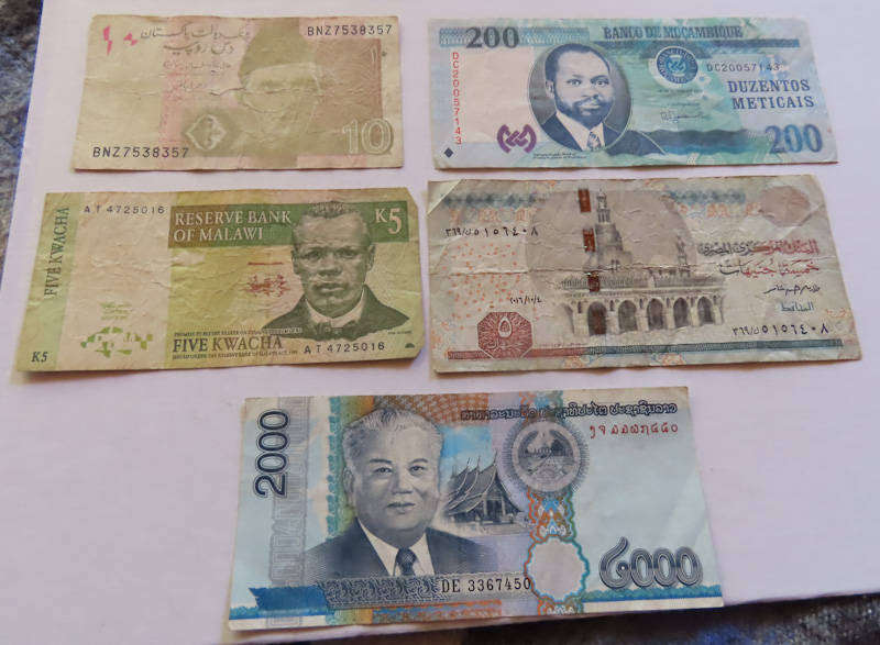 Bank Notes - 10 Different