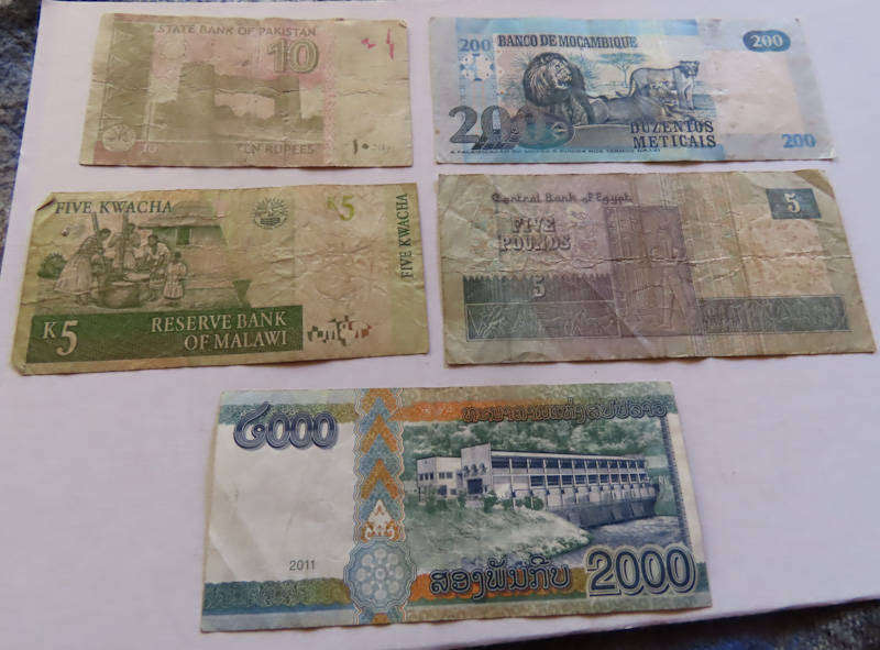 Bank Notes - 10 Different