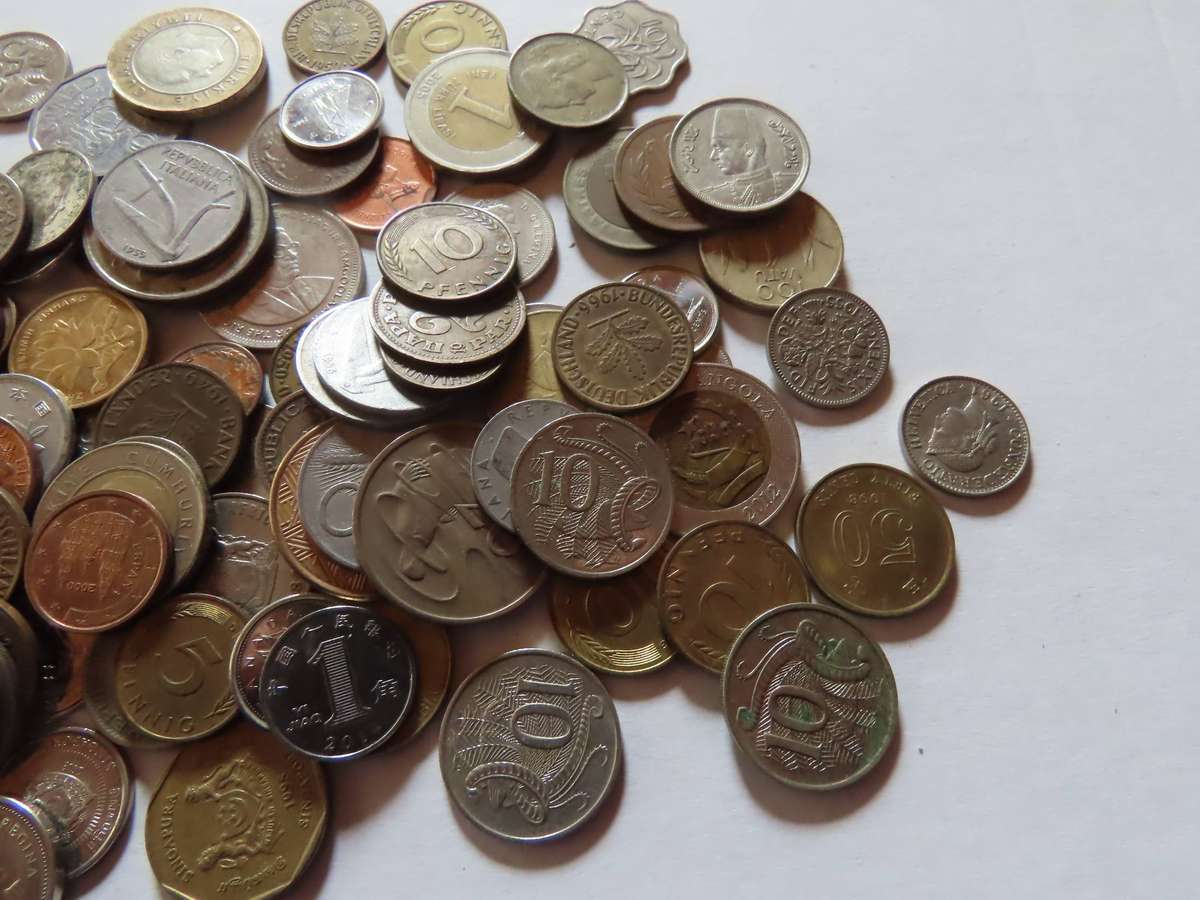 Worldwide Coins - Lot of 480gms