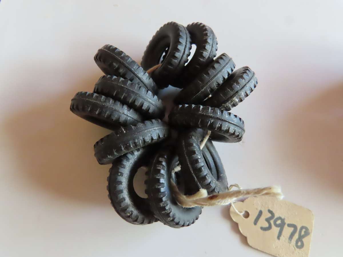 Dinky Toys - 24 Replacement Tyres for Heavy Vehicles